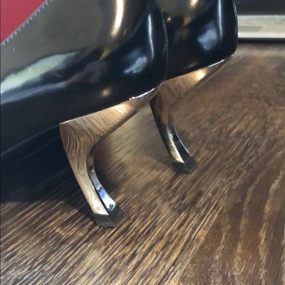 Roger Vivier black low heels - Picture 5 of 8